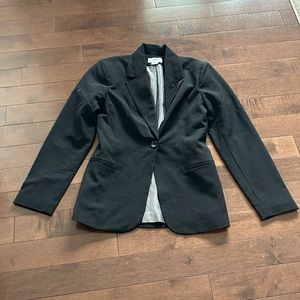 Suzy Shier Blazer🖤